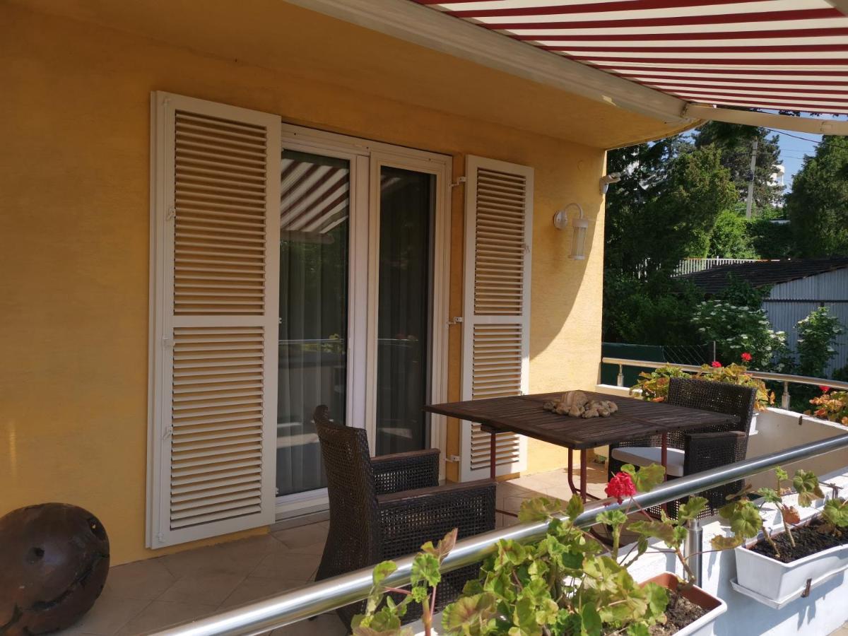 Bellevue Apartment With Ac & Heating & Terrace Budapest Esterno foto